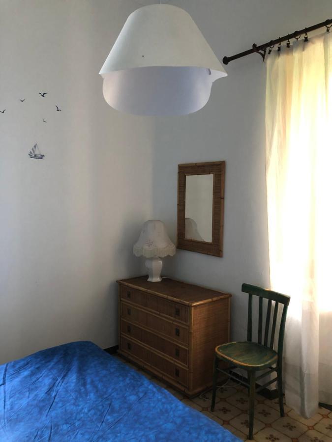 Hostel Beach House Giardini Naxos Exterior foto