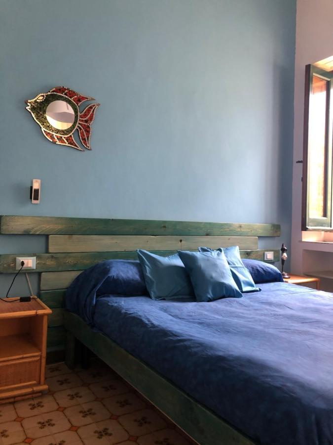 Hostel Beach House Giardini Naxos Exterior foto